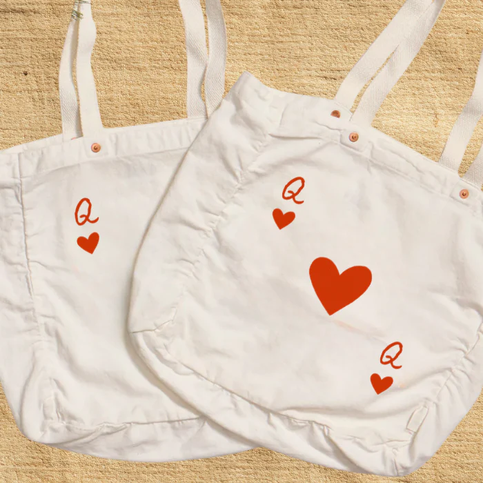 Queen of Hearts Tote - Image 6